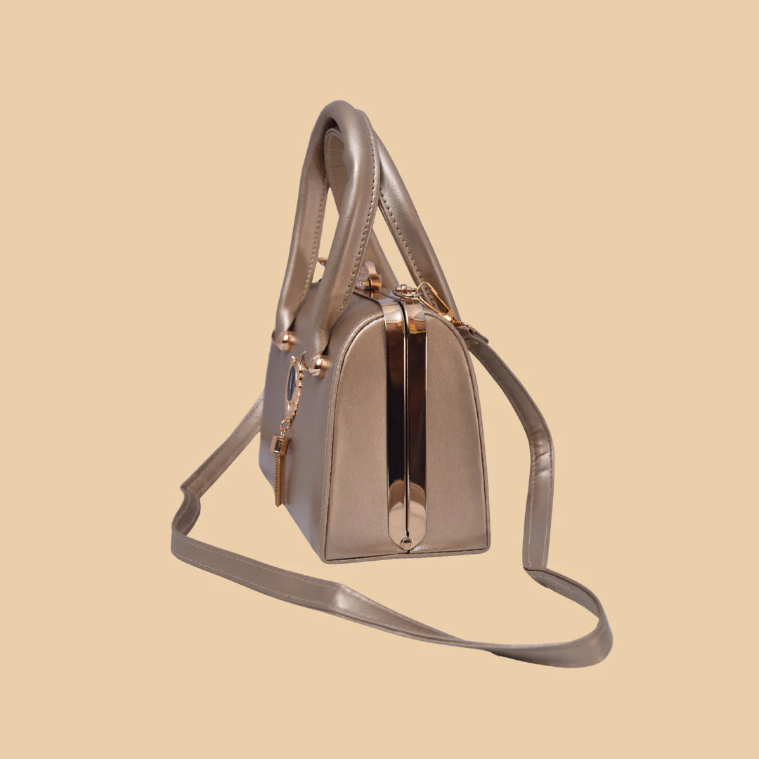 Charme Clutch Zauq Collections