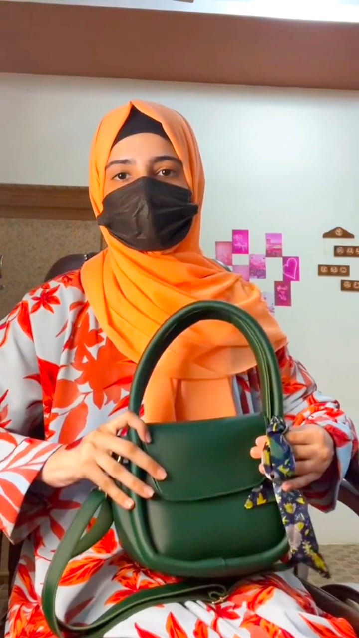 Ayesha Emaan (Fashion Influencer)